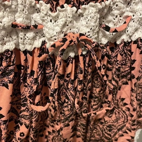 Free People peach black cream off the shoulder dress or long tunic top large - Picture 5 of 6